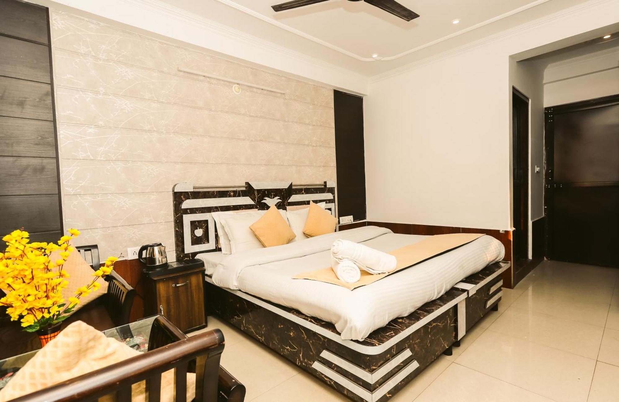 Mirage Grand Hotel McLeod Gandzs Kültér fotó